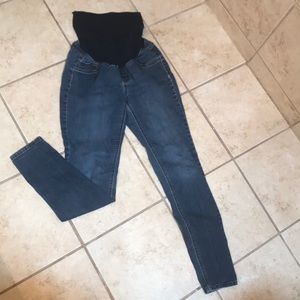 Maternity skinny jeans